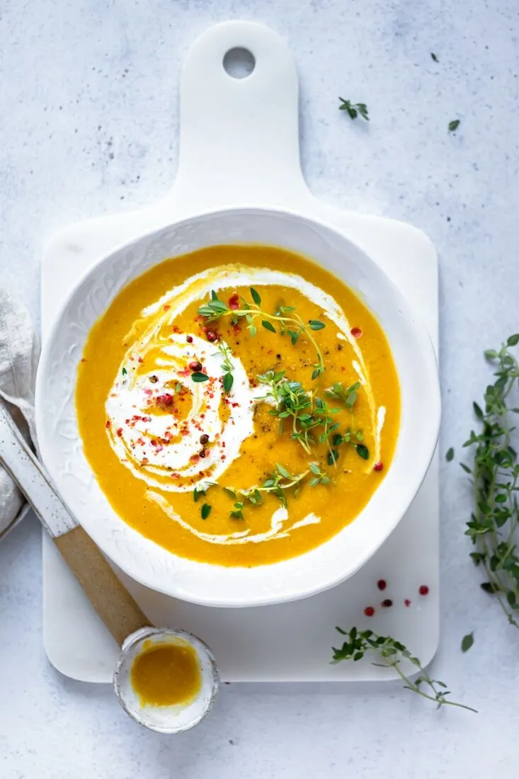 soup in white ceramic bowl